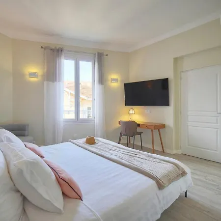 דירה Emily 2 Bedrooms 2 Baths Near Palais קאן