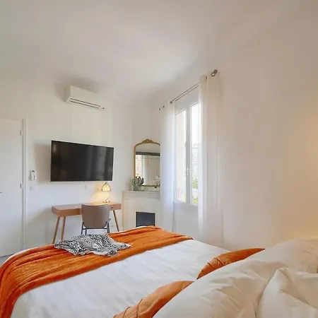 公寓 Emily 2 Bedrooms 2 Baths Near Palais